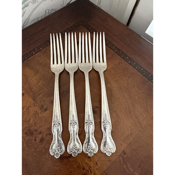 SET OF 4~ WM Rogers MFG Co. Extra Silver Plate Original Rogers 7.5" Dinner Forks - Picture 1 of 4